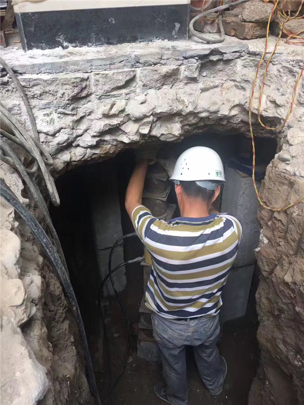 房屋糾偏，靜壓樁